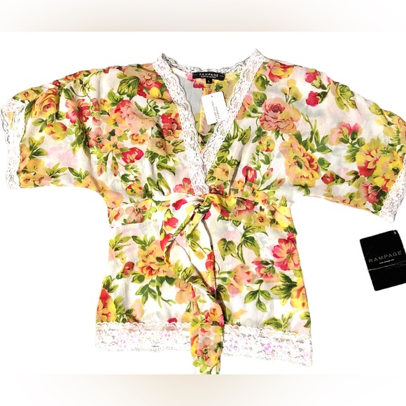 Rampage NWT! Floral & Lace Tie/Wrap  Top - Picture 5 of 5